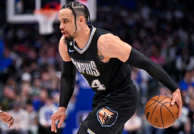 娱乐平台-狄龙被多支季后赛球队追逐 会面湖人险与老詹联手